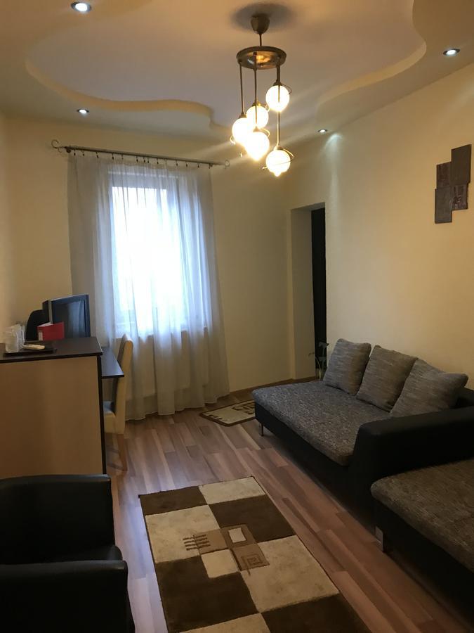 Pension Cleopatra Targu Mures Exterior photo